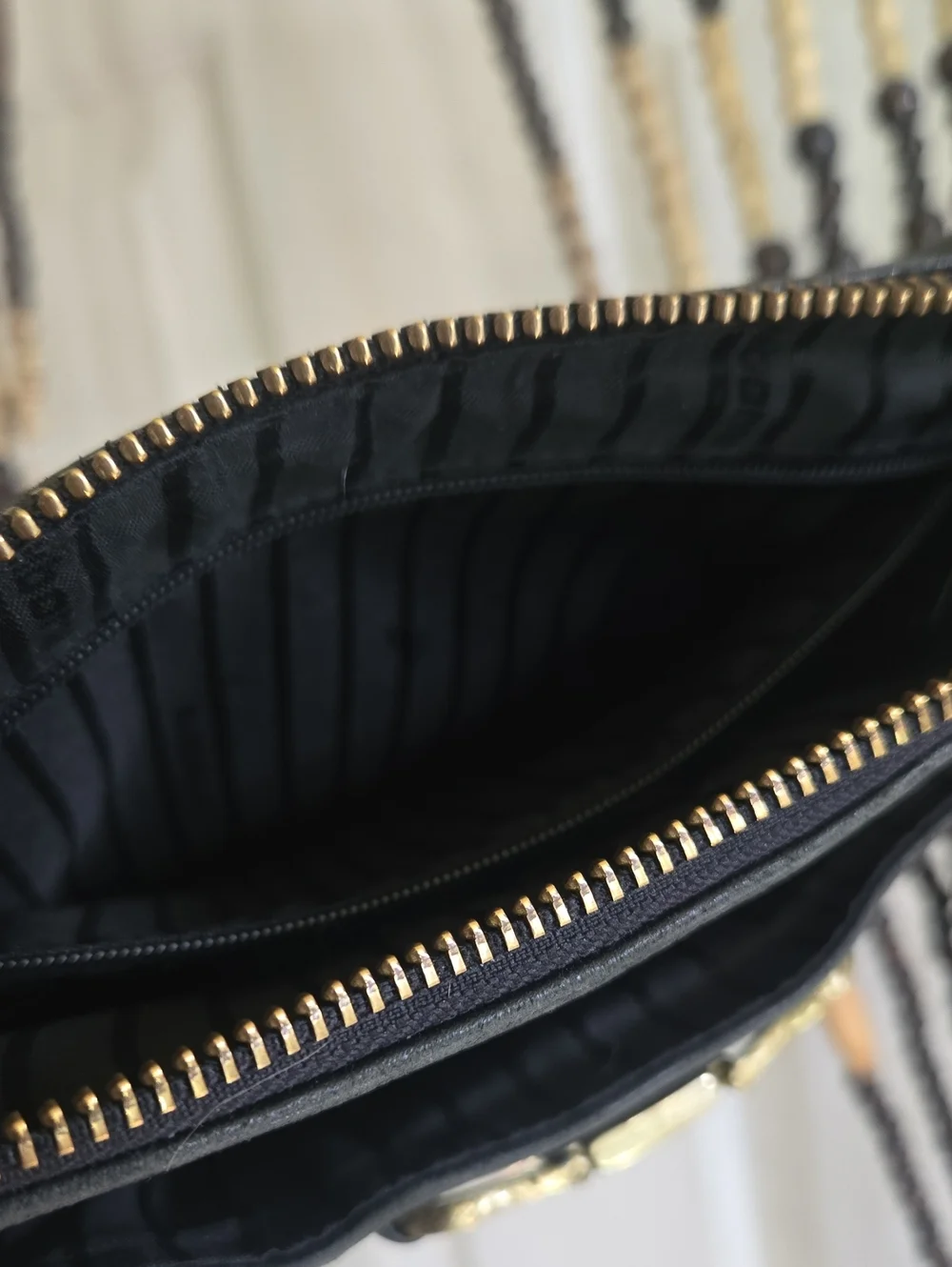 Retro Leather Shoulder Bag - Liz Claiborne By Leather Co.